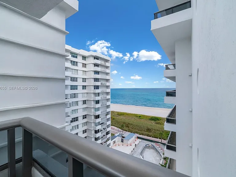 5801 Collins Ave #1200 — Photo 62