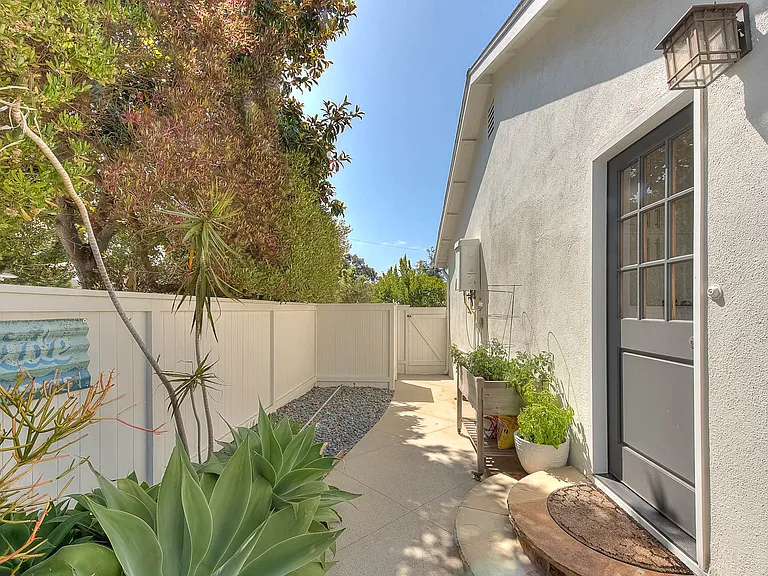 5209 Paseo Del Pavon — Photo 48