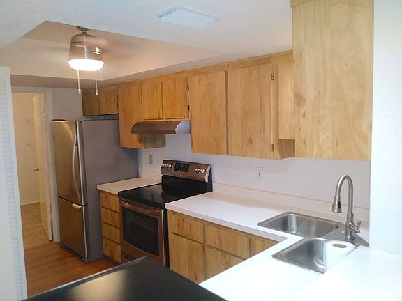 4th image of 771 E Hartford St APT 1B