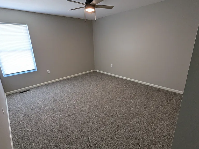3421 W Angel St — Photo 9
