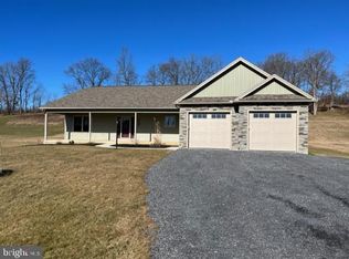 127 Foxglove Dr, Spring Mills, PA 16875