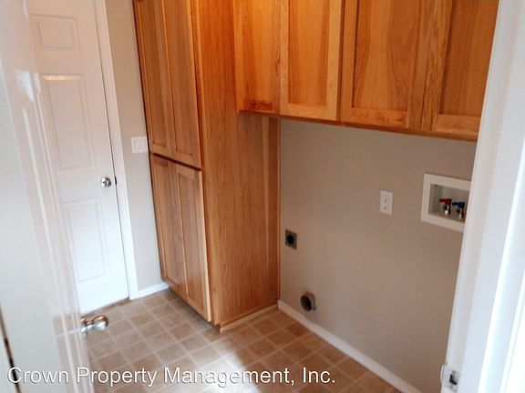 5th image of 1548 Eagle Cap St SE