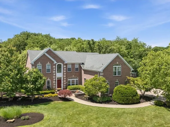 1634 Blackburn Heights Dr, Sewickley, PA 15143