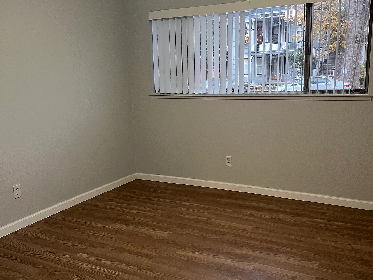 1729 G St — Photo 2