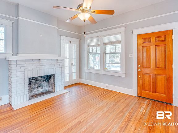3rd image of 100 Demouy Ave