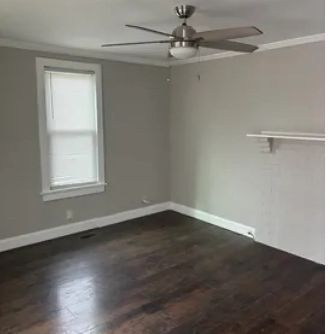3 bed, 1336 sqft, $2,200 — Photo 2