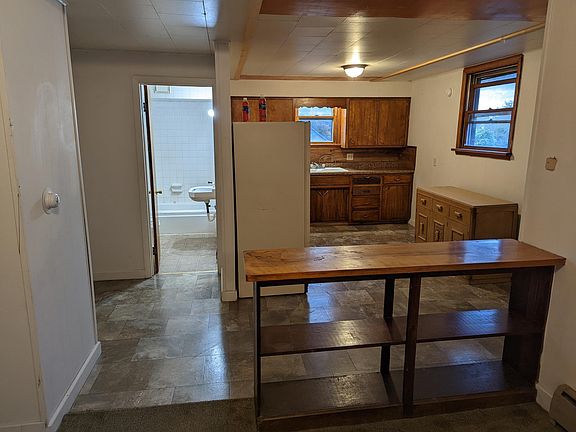 2nd image of 231 E Church St APT B