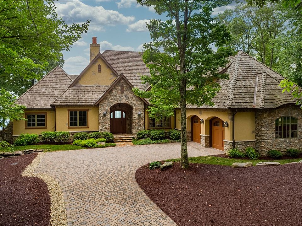 1st image of 91 The Cliffs Pkwy