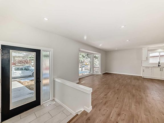 3rd image of 5173 Whitestone Rd NE