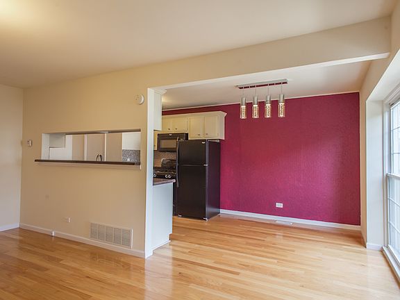 3rd image of 1675 Monticello Ct Unit C