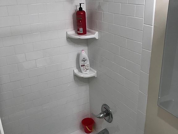 5th image of 244 West St APT B3