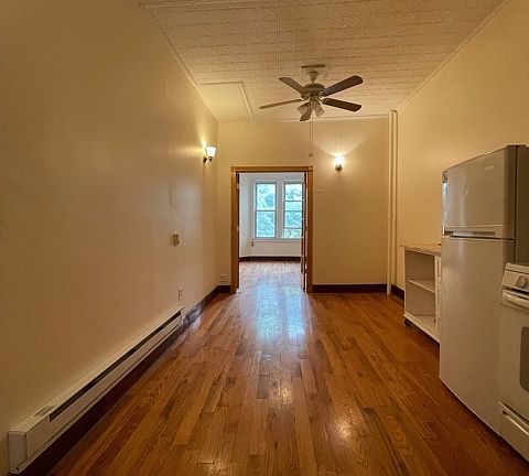 5th image of 733 6th Ave APT 2L