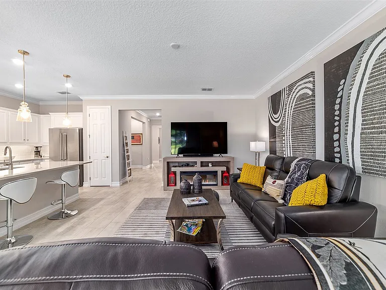 3384 NW 54th Ct — Photo 7