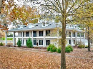 1560 Pineywoods Rd, Russellville, AL 35646