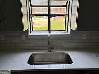 5th image of 1731 Hunting Creek Dr SE