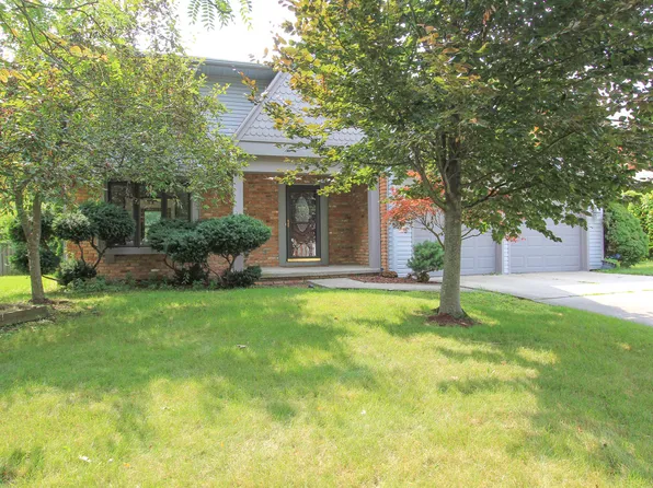 26755 Heatherford Dr, Perrysburg, OH 43551