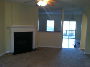 321 Heritage Park Trce NW, Kennesaw, GA 30144