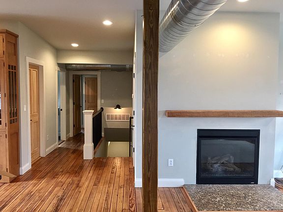 3rd image of 1107 N 2nd St