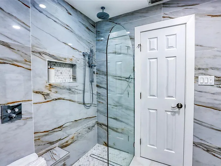 2500 Rio Lisbo Ct — Photo 32