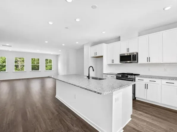 620 Macmillan Way, Knightdale, NC 27545