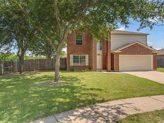 4th image of 901 Greenbend Dr #901