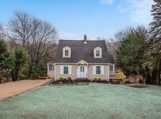 84 Helm Dr, Farmington, CT 06032