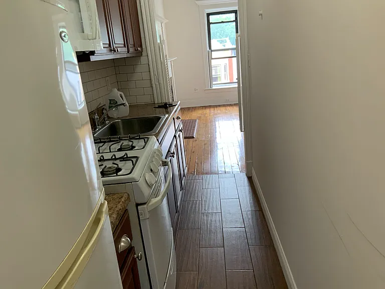 879 Sterling Pl #3 — Photo 8