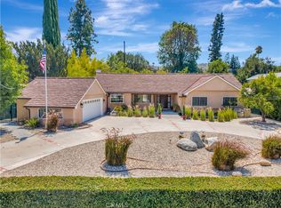 4532 Del Moreno Dr, Woodland Hills, CA 91364