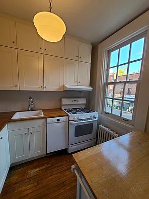 Rented by M.Woods & Associates | media 12