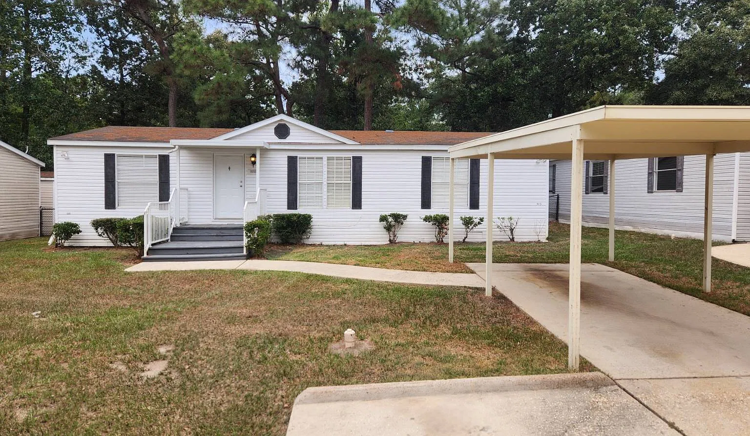 3 bed, 2.0 bath, $1,430 — Photo 2