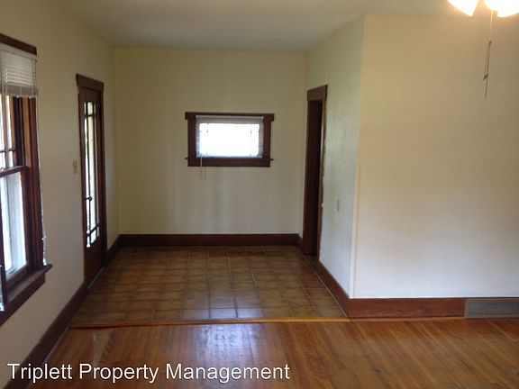 5th image of 605 W Broadway St