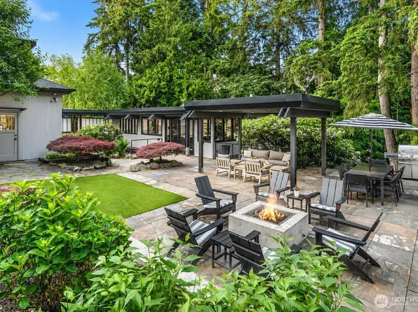2716 106th Place SE, Beaux Arts, WA 98004