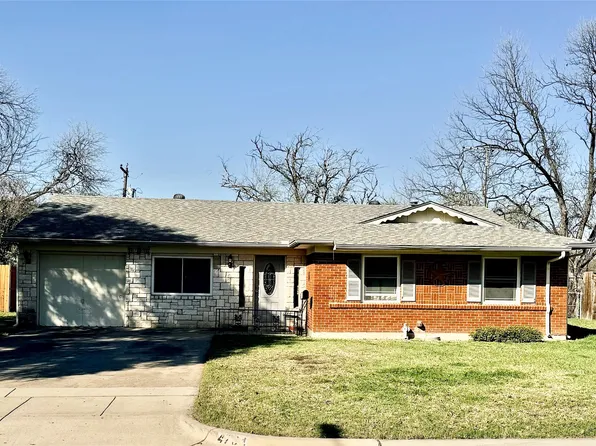 4704 Carlyle Dr, Fort Worth, TX 76132