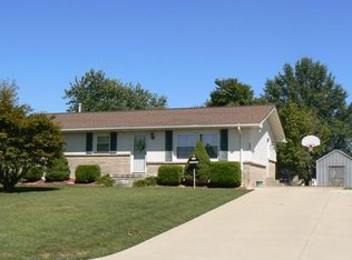 2005 N Chestnut St, Huntingburg, IN 47542