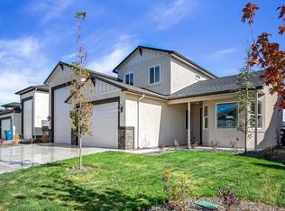 3905 Palisade Ave, Caldwell, ID 83605