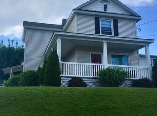505 Gino Merli Dr, Peckville, PA 18452