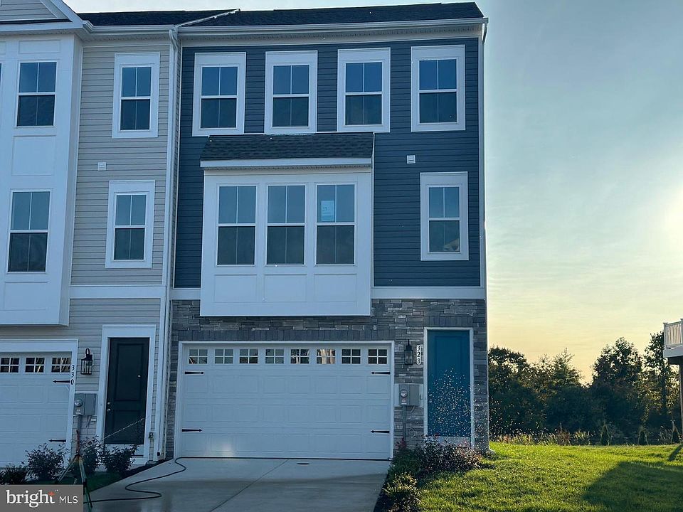 1st image of 328 Andrew Ct