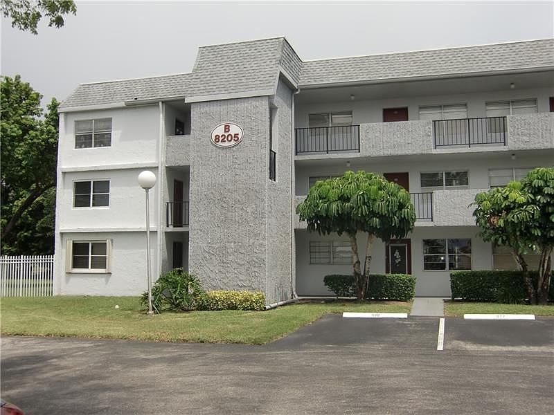 1st image of 8205 NW 61st St APT B205