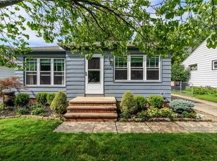 11212 Blossom Ave, Parma Heights, OH