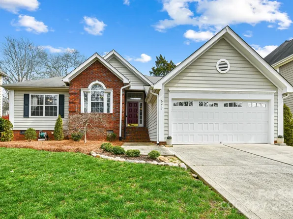 6217 Garamond Ct, Charlotte, NC 28270