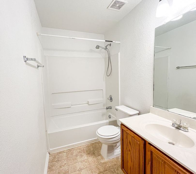 1st image of 5507 Tomas Cir
