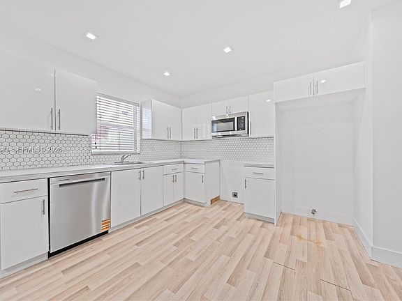 5th image of 1020 NW 29th Ter #1