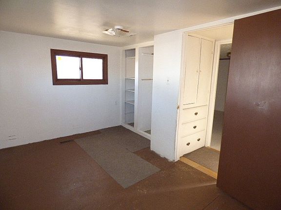 4th image of 521 Reynolds St