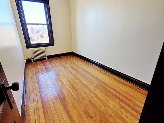 5th image of 37-29 28th St #12D