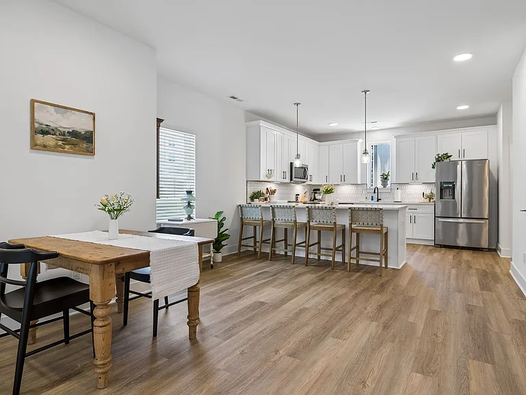 700 N Dupont Ave #310A — Photo 16