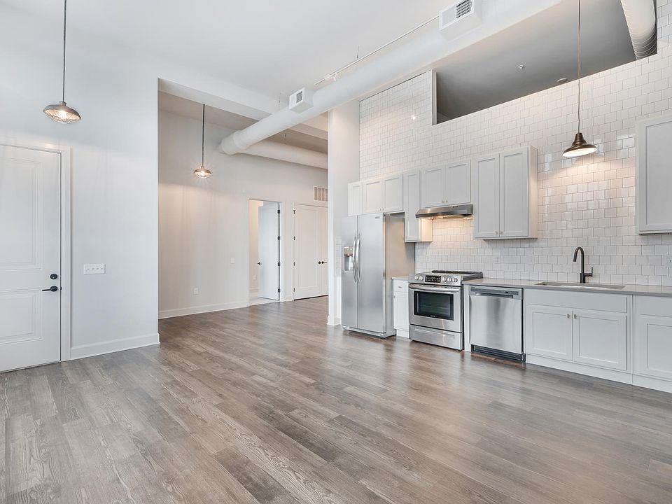 2nd image of 314 Parsons Ave #314