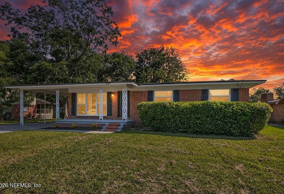 1st image of 6647 MANHATTAN Drive