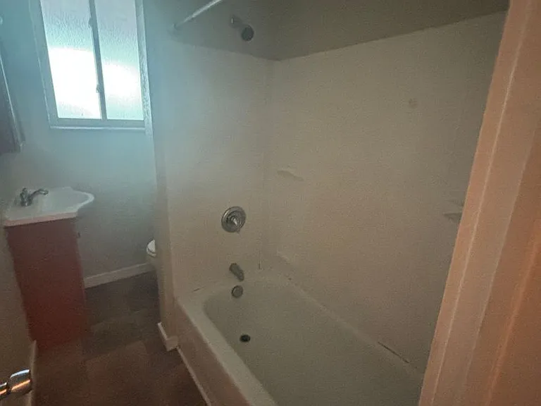 3822 Liberty Ave. — Photo 12