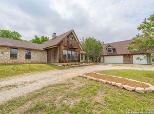 1 Carolyn Ln, Boerne, TX 78006