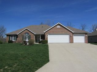 Treetop✳︎ 7007 Tree Top Trl, Fort Wayne, IN 46845 | Zillow
